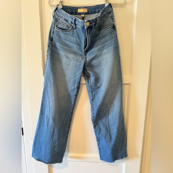 Kut from the Kloth Meg Fab Ab Wide Leg Jeans - Picture 5 of 9